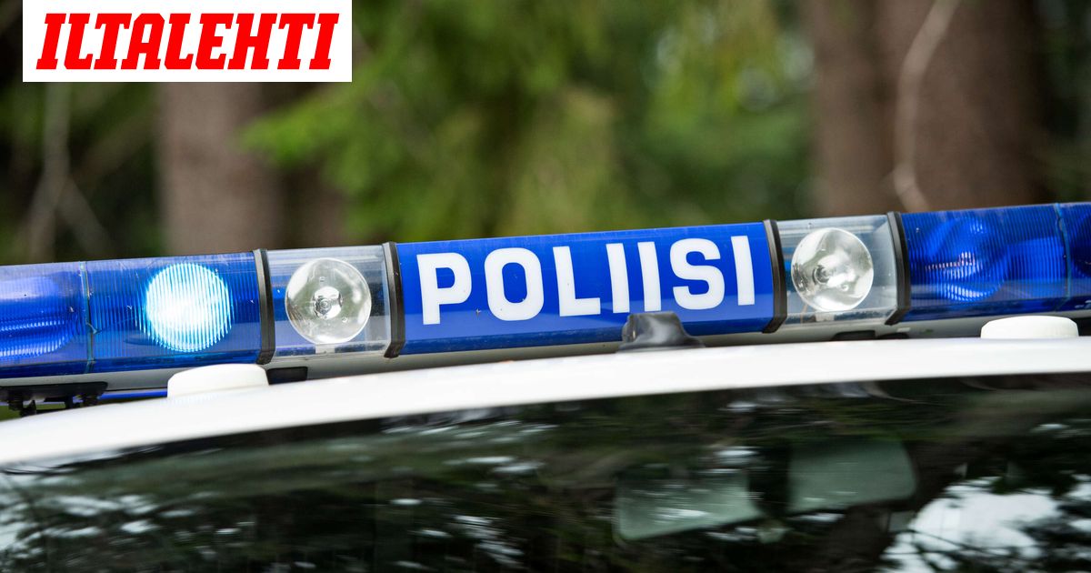 Autoilija jyräsi alaikäisen ja pakeni – Poliisi etsii Autoilija jyräsi alaikäisen ja pakeni – Poliisi etsii