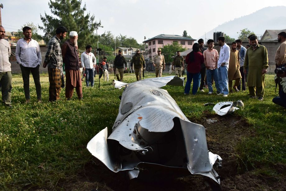Intian ja Pakistanin uhriluvut nousevat – IL seuraa Intian ja Pakistanin uhriluvut nousevat – IL seuraa
