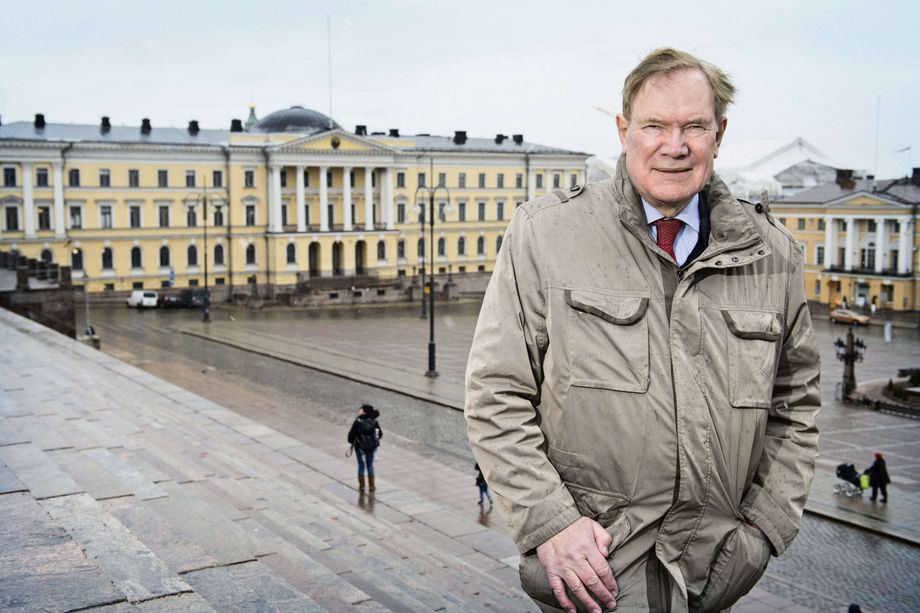 Paavo Lipposen tuska oli hirvittävä – ”Konttasin viimeiset metrit” Paavo Lipposen tuska oli hirvittävä – ”Konttasin viimeiset metrit”