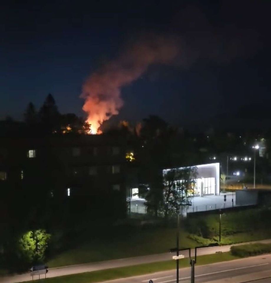 Vantaan Hiekkaharjussa tulipalo Vantaan Hiekkaharjussa tulipalo